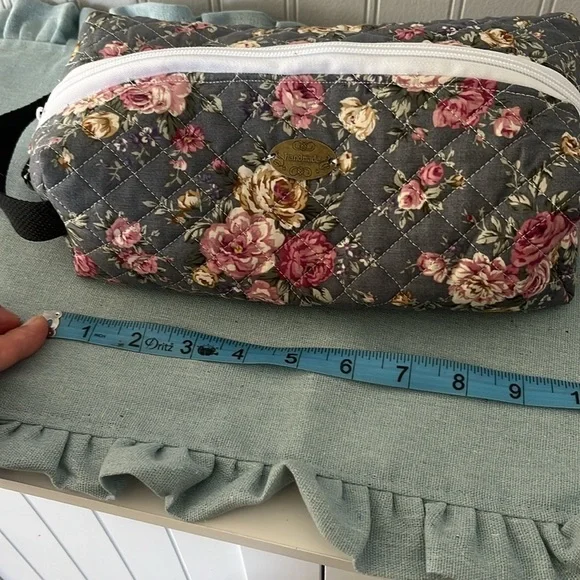 Quilted Floral Makeup Bag - Picture 8 of 11